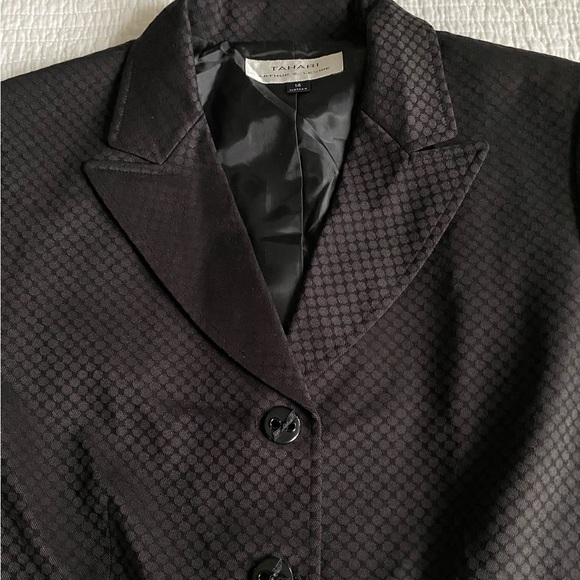 🆕 NWT Tahari x Arthur S. Levine Peplum Blazer Jacket Size 14 MSRP $280 - Picture 3 of 13